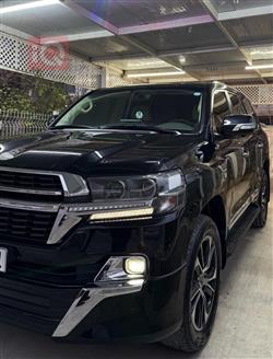 تويوتا لاندكروزر